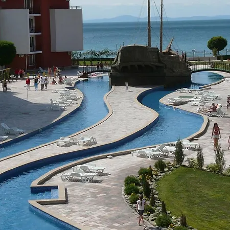 Private In Privilige