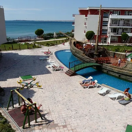 Private In Privilige *