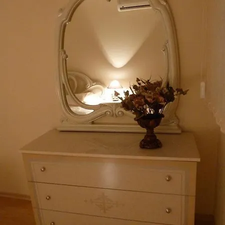 Private In Privilige *