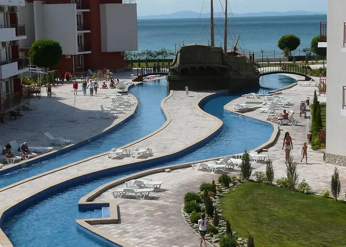 Private In Privilige